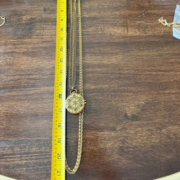 Vintage Goldette NY Multi-strand Necklace Locket Pill Box Gold With Gems - Picture 9 of 9